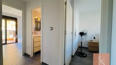 Zrekonstruovaný byt s panoramatickou terasou přímo u pláže v La Mata