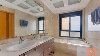 Mezonetový penthouse s panoramatickým výhledem na moře v La Veleta, Torrevieja