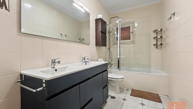 Vila v Dehesa de Campoamor s bazénem na pozemku 1 150 m²