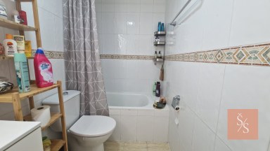 Apartmán v klidné čáčsti s bazénem