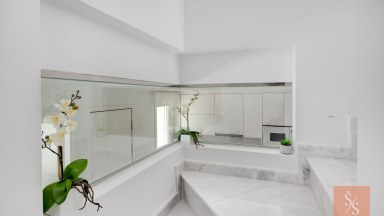 Moderní řadový dům v Aguas Nuevas s fantastickým výhledem