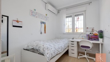 Řadový dům s bazénem – Aguas Nuevas, Torrevieja