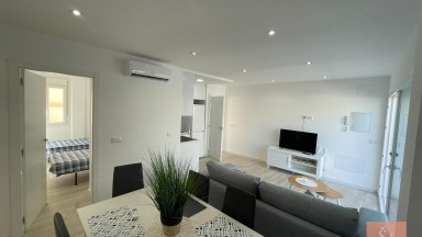 Zrekonstruovaný bungalow 3+kk s vlastním bazénem – Cabo Roig
