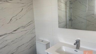 Zrekonstruovaný bungalow 3+kk s vlastním bazénem – Cabo Roig