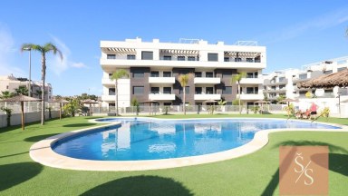 Moderní apartmán 3+kk s bazénem a parkováním – Villamartín, Orihuela Costa