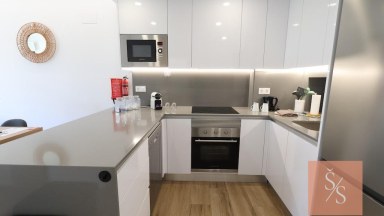 Moderní apartmán 3+kk s bazénem a parkováním – Villamartín, Orihuela Costa