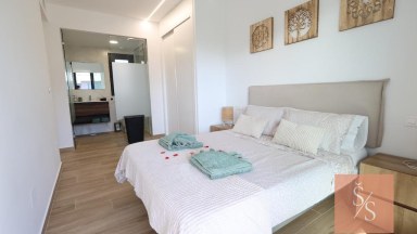 Moderní apartmán 3+kk s bazénem a parkováním – Villamartín, Orihuela Costa