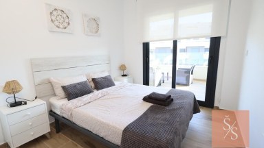 Moderní apartmán 3+kk s bazénem a parkováním – Villamartín, Orihuela Costa