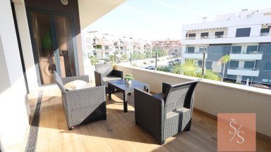 Moderní apartmán 3+kk s bazénem a parkováním – Villamartín, Orihuela Costa
