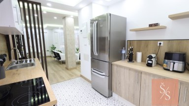 Kompletně zrekonstruovaný apartmán 5+kk v centru Torrevieja