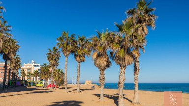 Útulný podkrovní apartmán se slunnou terasou v La Mata