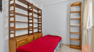 Apartmán s balkonem 600 metrů od pláže Playa del Acequión v Torrevieja