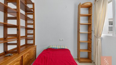 Apartmán s balkonem 600 metrů od pláže Playa del Acequión v Torrevieja