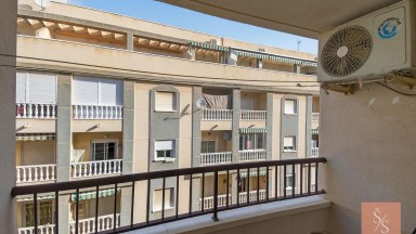 Apartmán s balkonem 600 metrů od pláže Playa del Acequión v Torrevieja