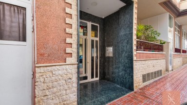 Apartmán s balkonem 600 metrů od pláže Playa del Acequión v Torrevieja