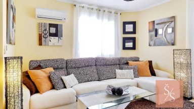 Prostorný apartmán s turistickou licencí 700 metrů od pláže v Campoamor