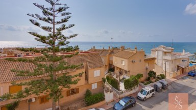 Apartmán s výhledem na moře jen 100 metrů od pláže v La Mata