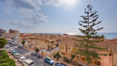 Apartmán s výhledem na moře jen 100 metrů od pláže v La Mata
