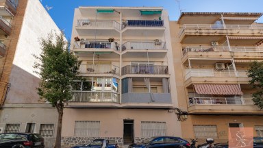 Byt se 3 ložnicemi 200 metrů od pláže Playa del Cura, Torrevieja