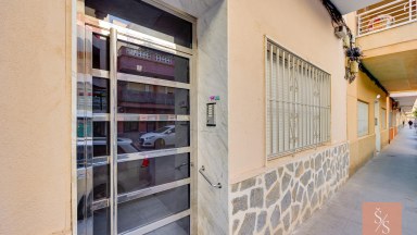 Byt se 3 ložnicemi 200 metrů od pláže Playa del Cura, Torrevieja