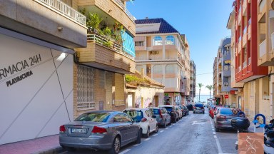 Byt se 3 ložnicemi 200 metrů od pláže Playa del Cura, Torrevieja