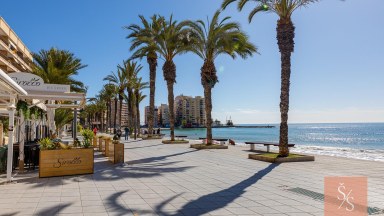 Byt se 3 ložnicemi 200 metrů od pláže Playa del Cura, Torrevieja