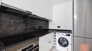 Kompletně zrekonstruovaný penthouse jen 40 metrů od pláže Playa del Acequión