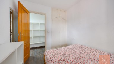 Vila s velkým pozemkem a potenciálem rekonstrukce v Montezenia