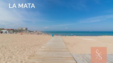 Prostorný apartmán s výhledem na laguny jen 180 metrů od moře v La Mata