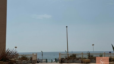 Prostorný apartmán v první linii u moře s výhledem na Playa de los Locos