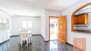 Prostorná dvojvila se zahradou v Playa Flamenca