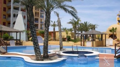 Kompletně zrekonstruovaný apartmán s bazény a wellness v Playa Honda