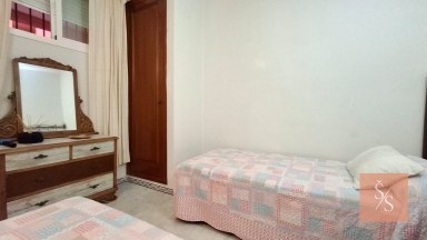 Prostorný apartmán s bazénem a garáží jen 100 metrů od pláže Playa de los Locos