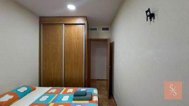Kompletně zrekonstruovaný apartmán s bočním výhledem na moře v Torrevieja