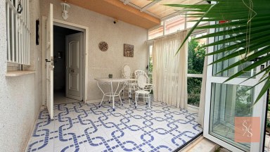 Dvoupatrový duplex se zahradou v Residencial El Cid III v Playa Flamenca