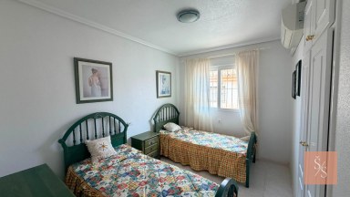 Dvoupatrový duplex se zahradou v Residencial El Cid III v Playa Flamenca