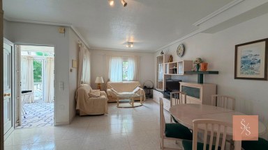 Dvoupatrový duplex se zahradou v Residencial El Cid III v Playa Flamenca