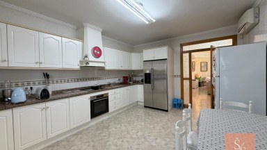 Luxusní vila na pozemku 2 130 m² s panoramatickými výhledy v Ciudad Quesada