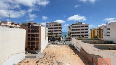 Apartmán s výhledem na moře jen 100 metrů od pláže Playa del Acequión