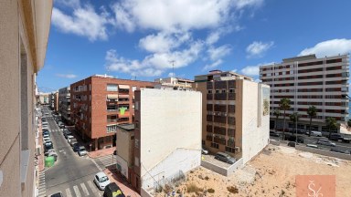 Apartmán s výhledem na moře jen 100 metrů od pláže Playa del Acequión