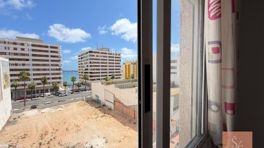 Apartmán s výhledem na moře jen 100 metrů od pláže Playa del Acequión