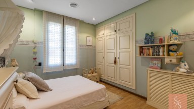 Luxusní vila s výhledem na moře, bazénem, posilovnou a saunou v La Veleta