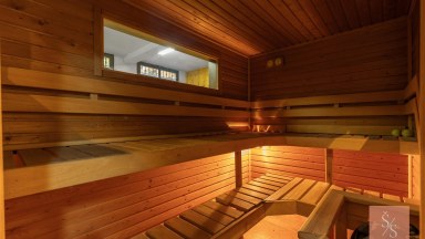 Luxusní vila s výhledem na moře, bazénem, posilovnou a saunou v La Veleta