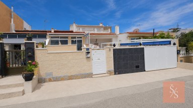 Jednopodlažní bungalov s otevřeným výhledem v Ciudad Quesada