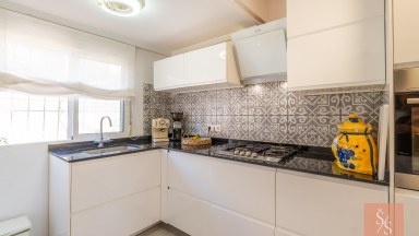 Dvojdomek s bazénem a solárním systémem v Los Balcones