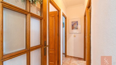 Dvojdomek s bazénem a solárním systémem v Los Balcones
