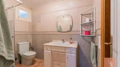 Dvojdomek s bazénem a solárním systémem v Los Balcones