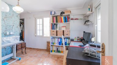Dvojdomek s bazénem a solárním systémem v Los Balcones