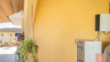 Dvojdomek s bazénem a solárním systémem v Los Balcones