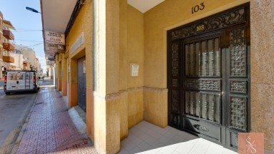 Byt 1 km od pláže v blízkosti centra Torrevieja